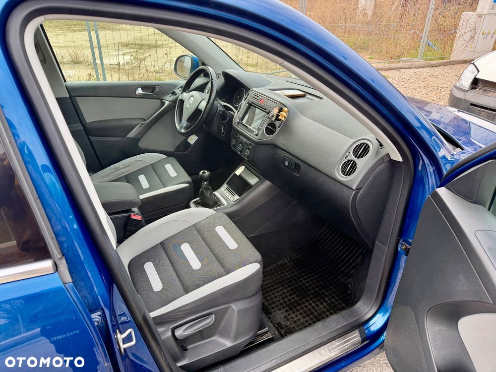 Volkswagen Tiguan 1.4 TSI BlueMotion Technology Lounge Sport & Style - 12