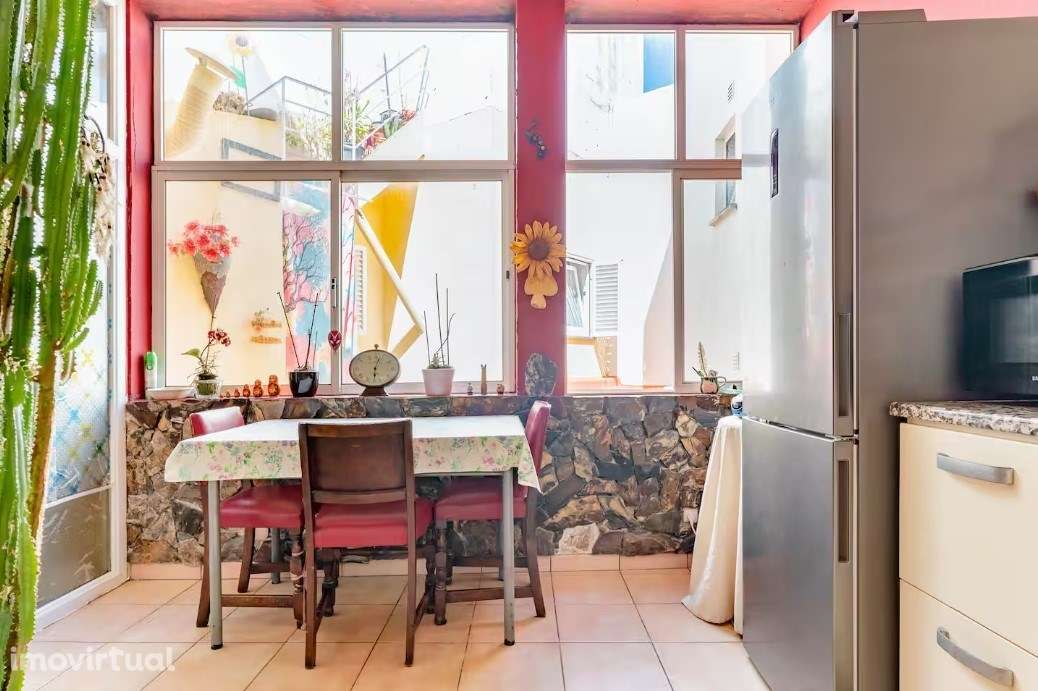 APARTAMENTO COM GRANDE POTENCIAL PARA AL NO CENTRO HISTÓRICO - Grande imagem: 5/24