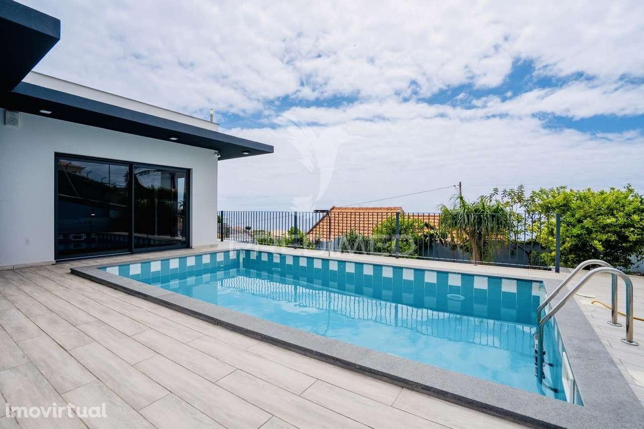 Moradia com vista mar deslumbrante sobre a Baía do Funchal | Piscin... - Grande imagem: 2/34
