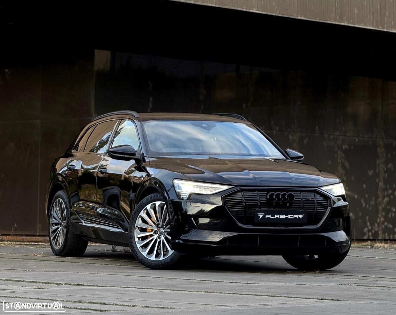 Audi e-tron 55 quattro S line - 1