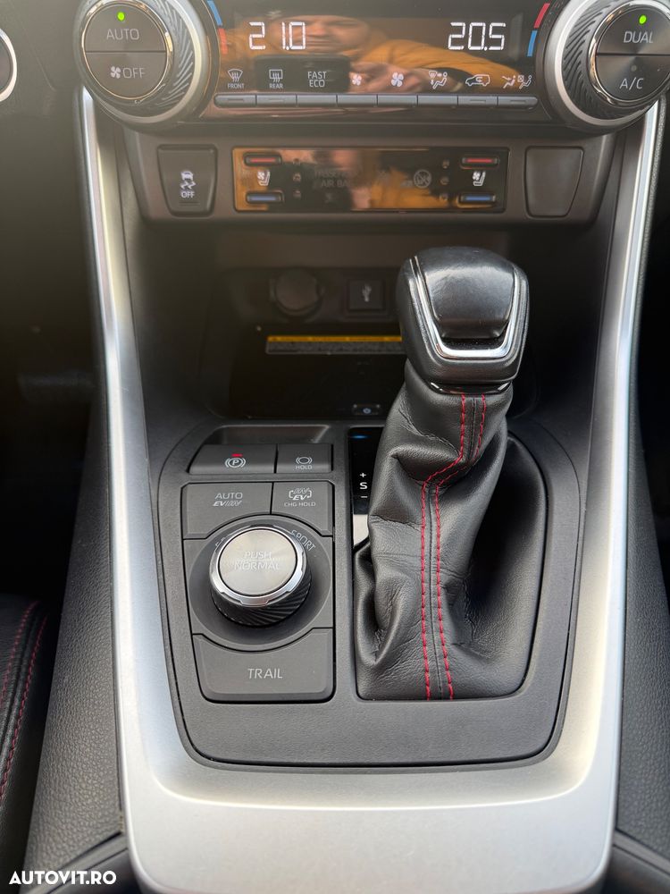 Toyota RAV4 2.5 VVT-iE 4x4 Luxury Premium - 12