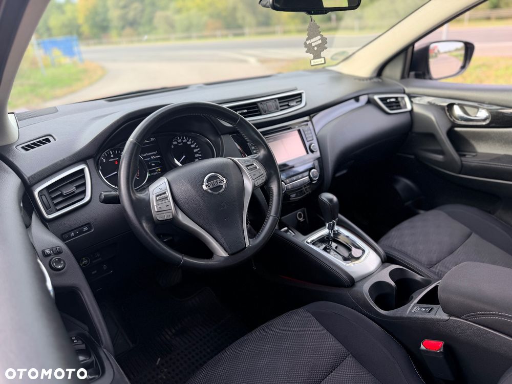 Nissan Qashqai - 11