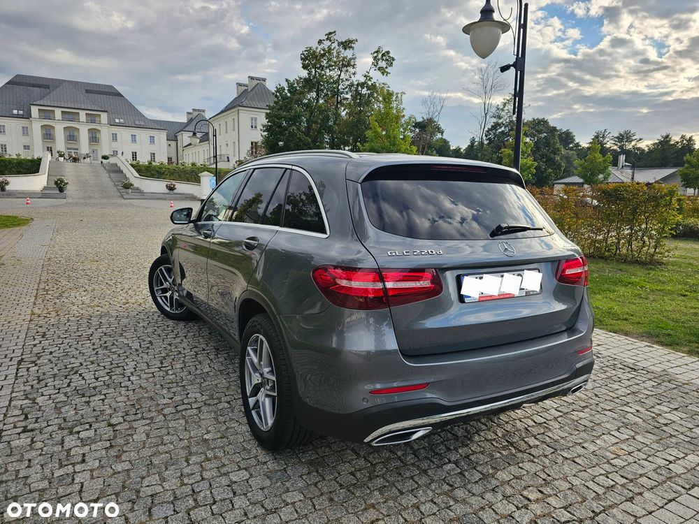 Mercedes-Benz GLC - 4