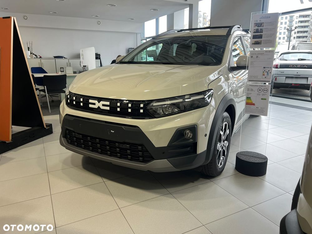 Dacia Jogger 1.8 Full Hybrid 155 Journey MMT 7os - 12