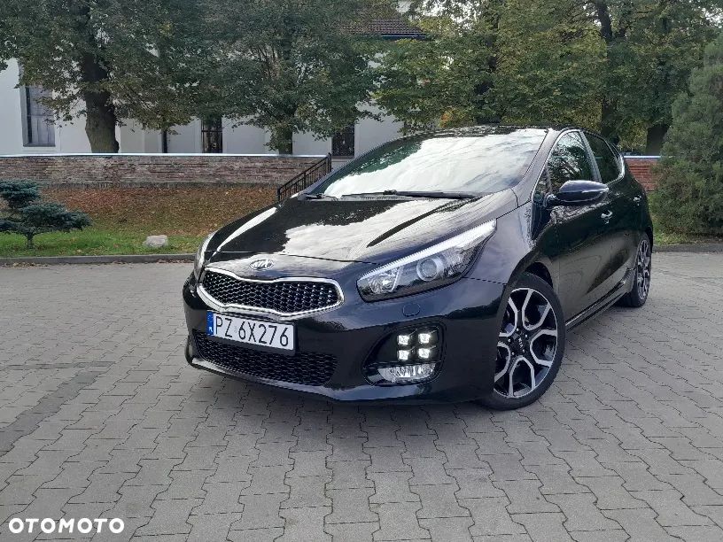 Kia Ceed 1.6 CRDi 136 ISG GT Line - 11