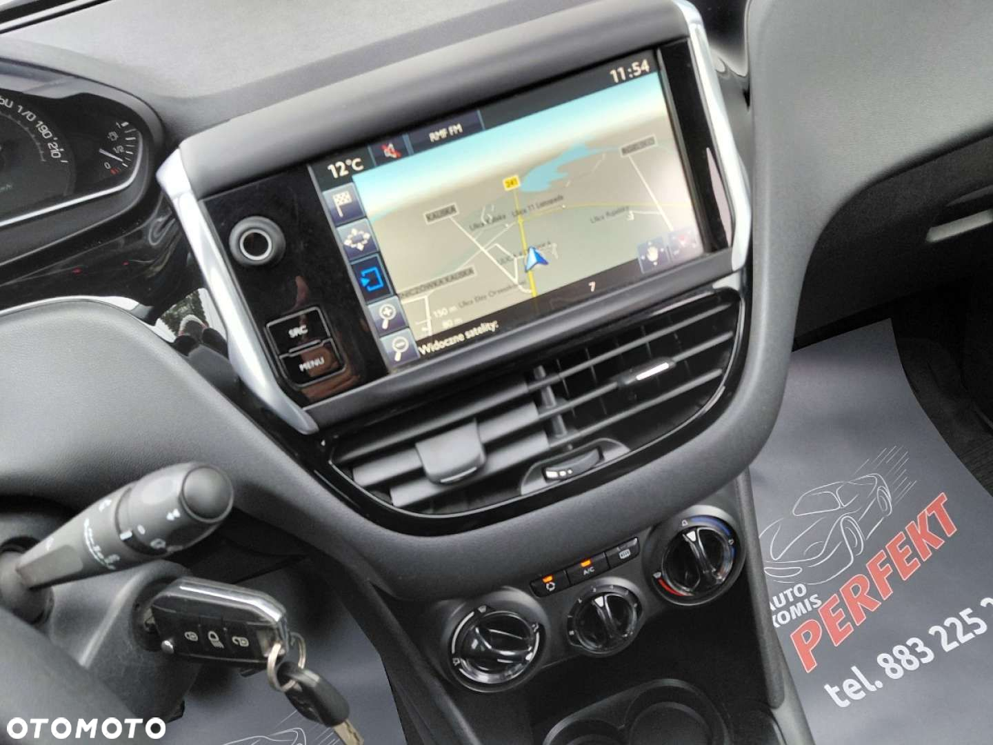 Peugeot 208 - 21