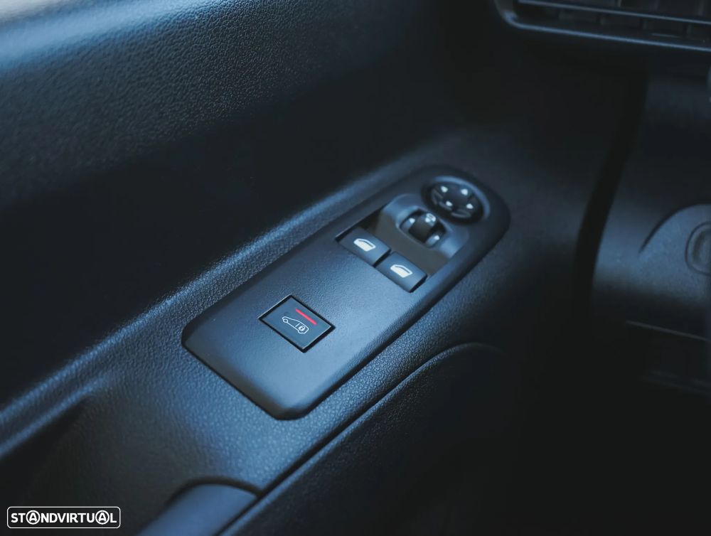 Peugeot PARTNER MONOSPACE 1.5 BLUEHDI 100 - 17