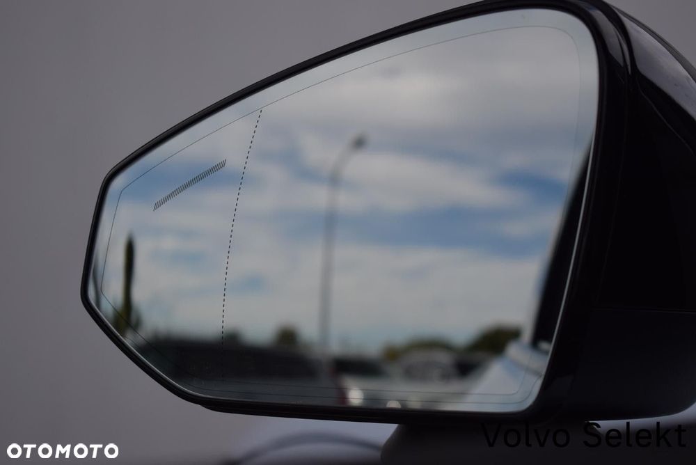 Volvo EX30 - 11