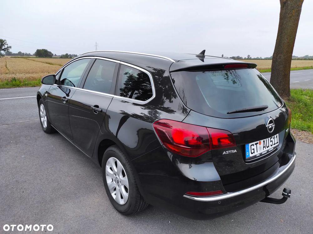 Opel Astra 1.6 CDTI Dynamic S&S - 36