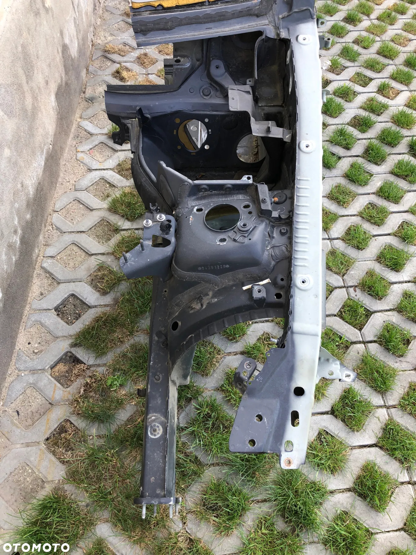BMW E90 Błotnik Lewy Prawy Próg Podłużnica Ćwiartka Lewy  475 - 24
