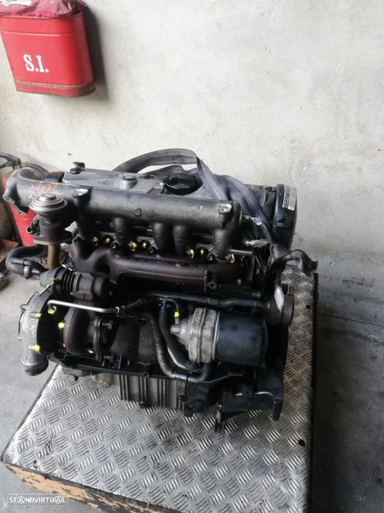 Motor Volvo V70 2.5Tdi ref: D5252T( VW transporter 2.5tdi) - 10