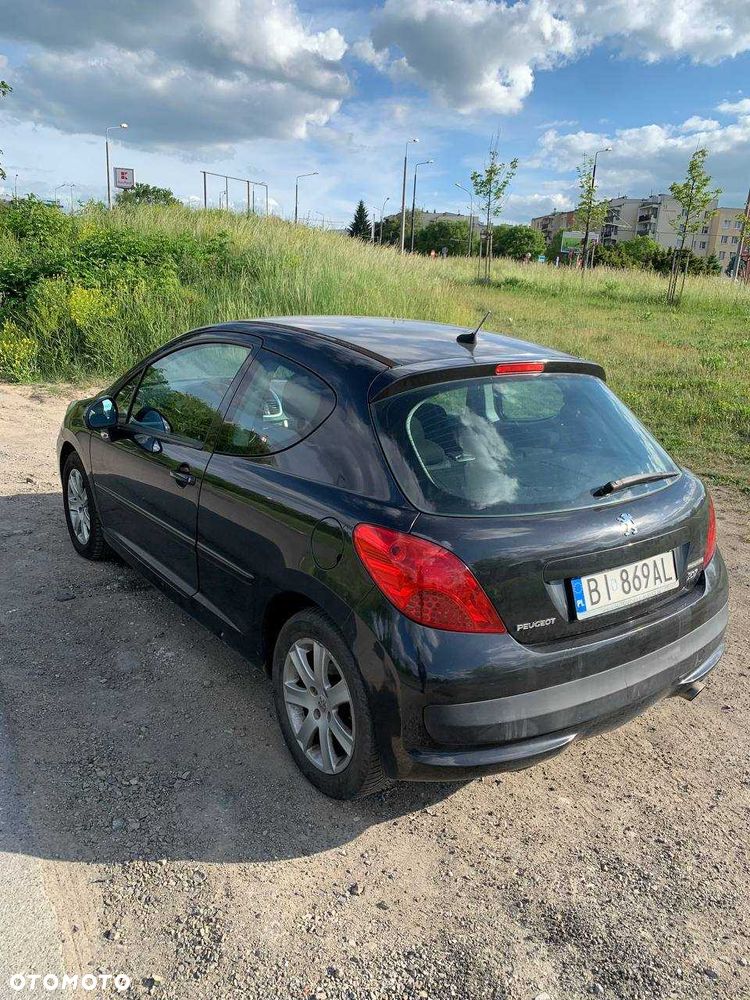 Peugeot 207 - 4