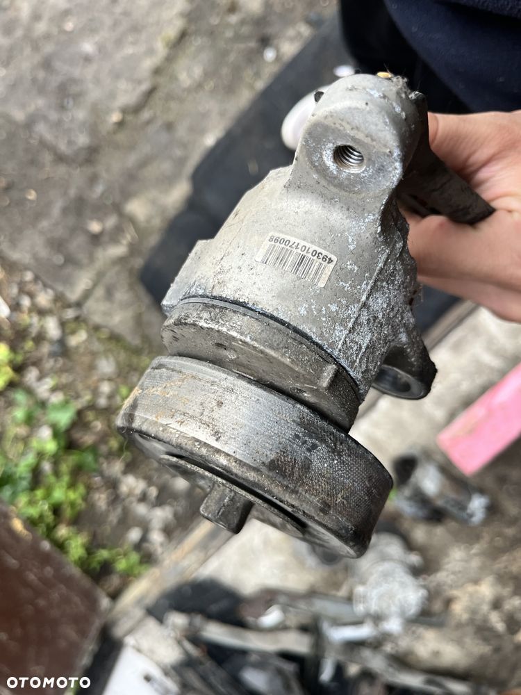 Napinacz Toyota Avensis T25 2.0 D4D 03-09r. - 1