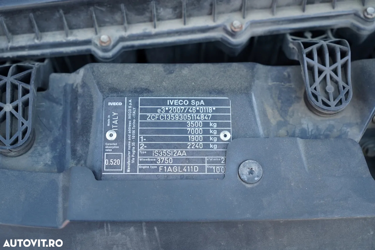 Iveco DAILY 35-120 / RIDICARE 20 METRI / 4 STABILIZATOARE / MANUALĂ / 2017 - 35