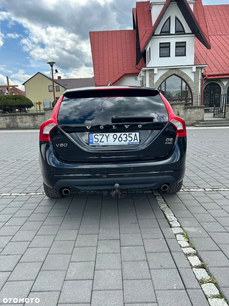 Volvo V60 D5 AWD Summum - 5