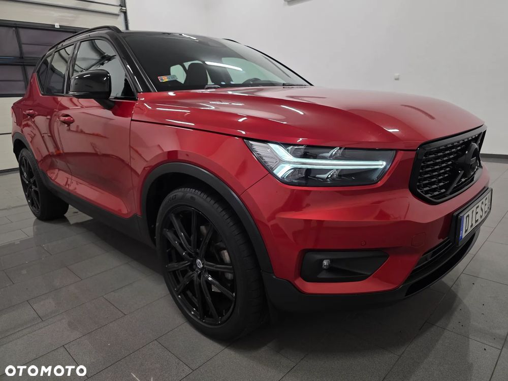 Volvo XC 40 D4 AWD R-Design - 1