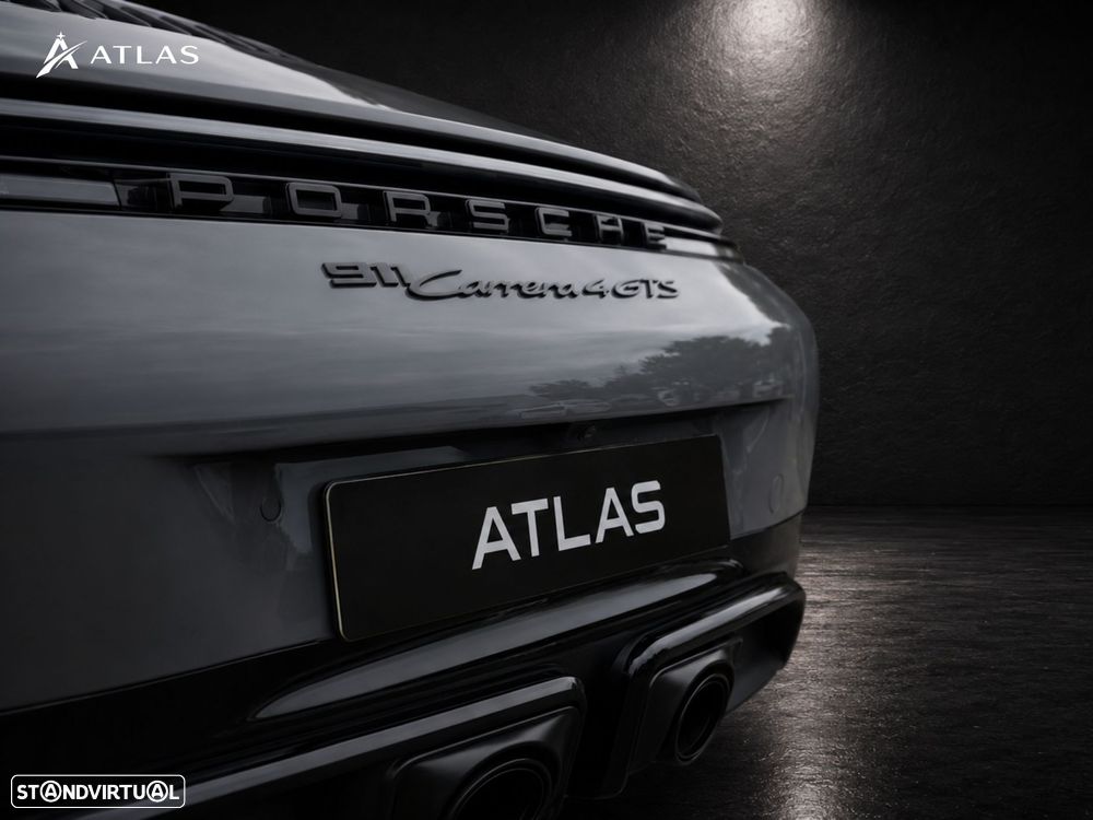 Porsche 911 (992) Carrera 4 GTS - 11