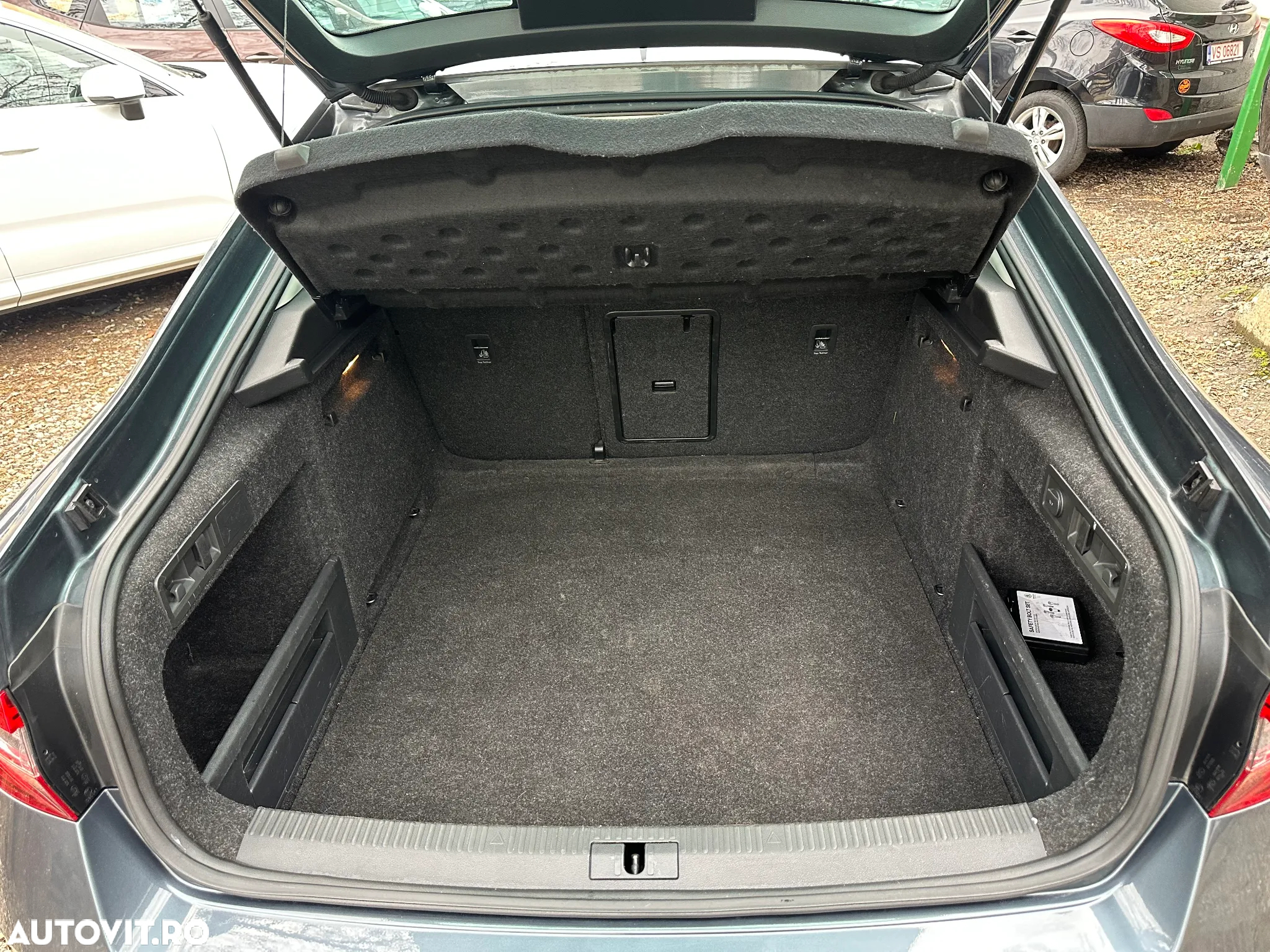 Skoda Superb 1.6 TDI DSG Ambition - 15
