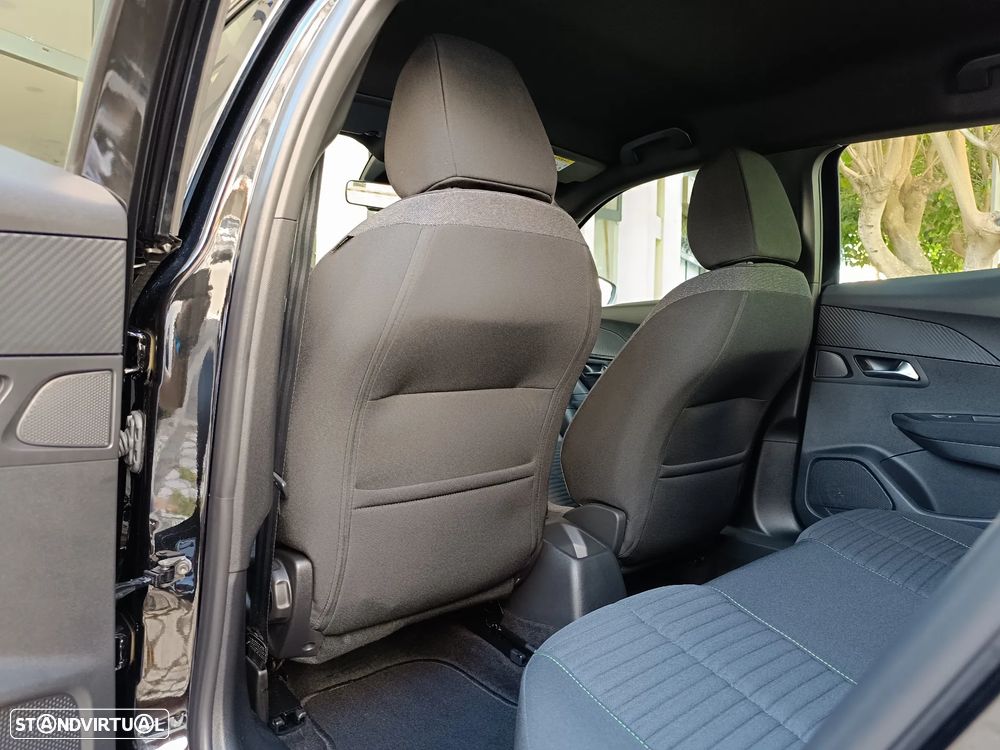 Peugeot 2008 1.2 PureTech Active Pack - 17