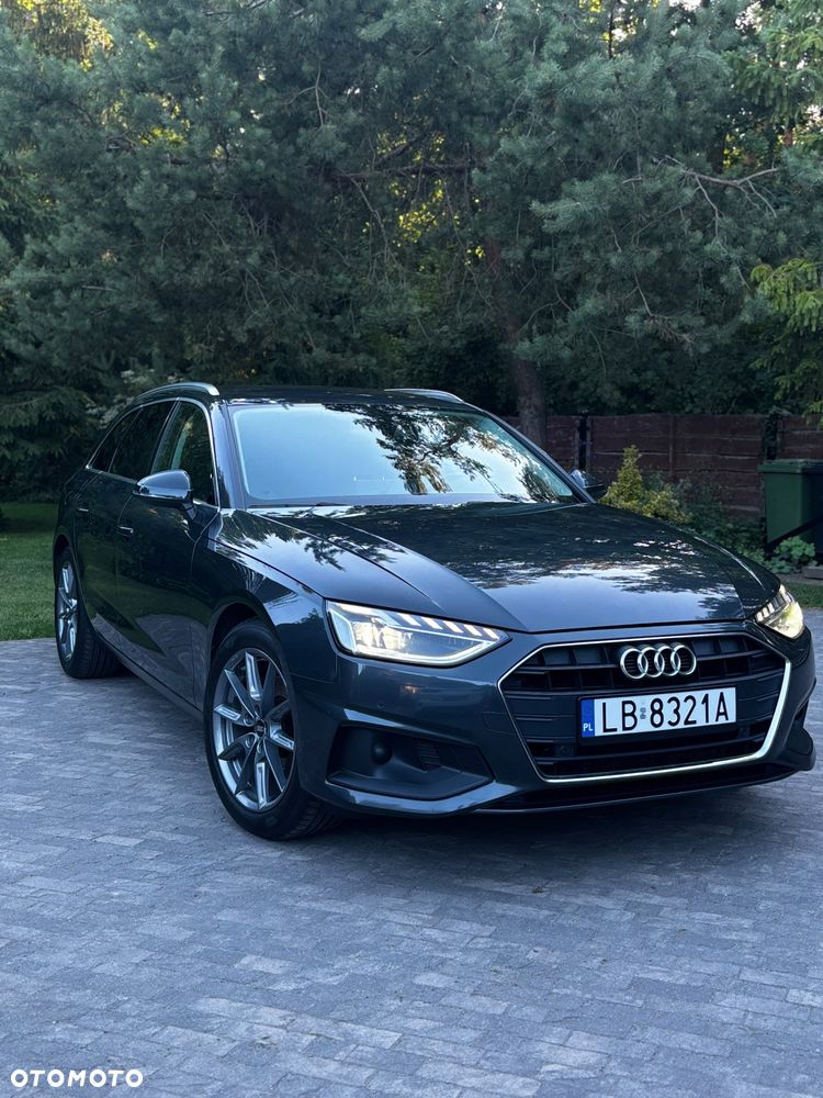 Audi A4 Avant 30 TDI S tronic - 12