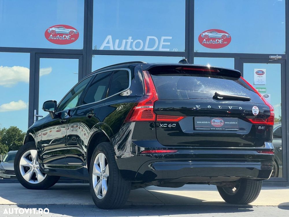 Volvo XC 60 B4 MHEV AT AWD Core - 4
