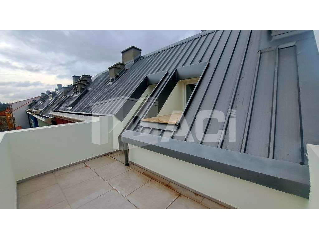 Apartamento T1- MOBILADO - Grande imagem: 3/12