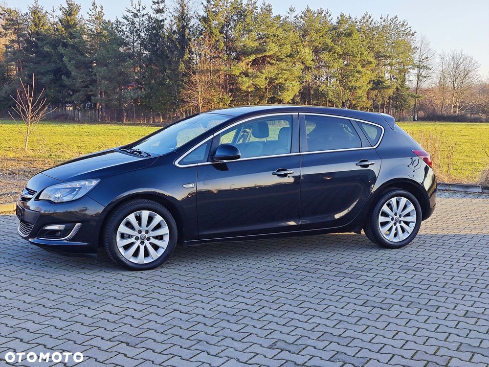 Opel Astra 1.4 Turbo Cosmo - 15