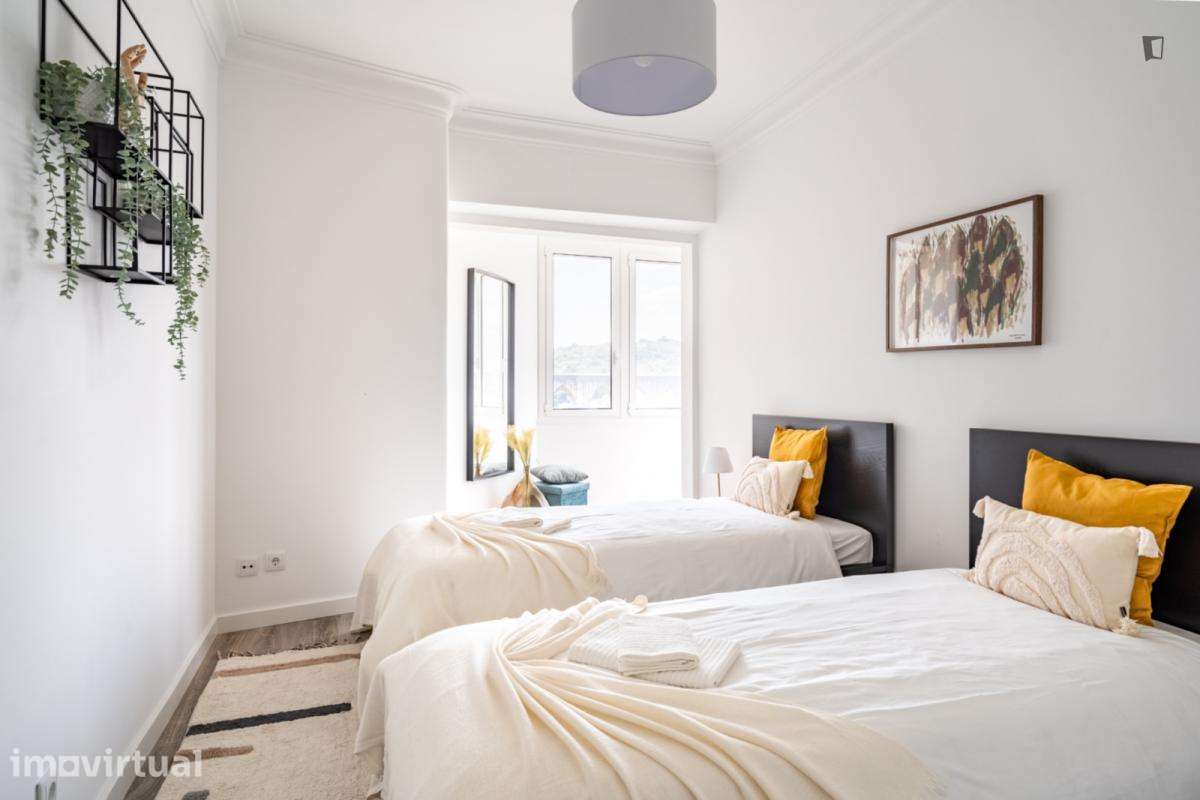 Apartamento com 2 quartos - localizado em Campolide Lisbon - Grande imagem: 2/29