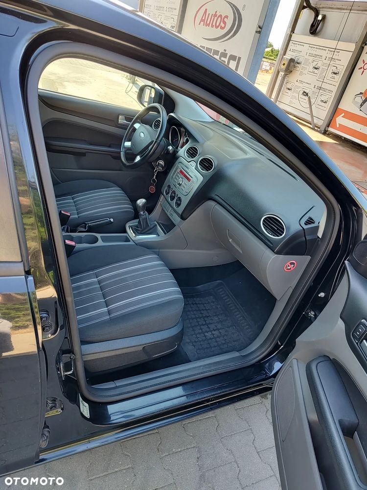 Ford Focus 1.6 TDCi Trend - 8