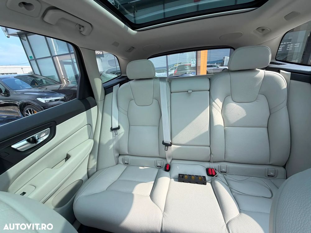 Volvo XC 60 - 28