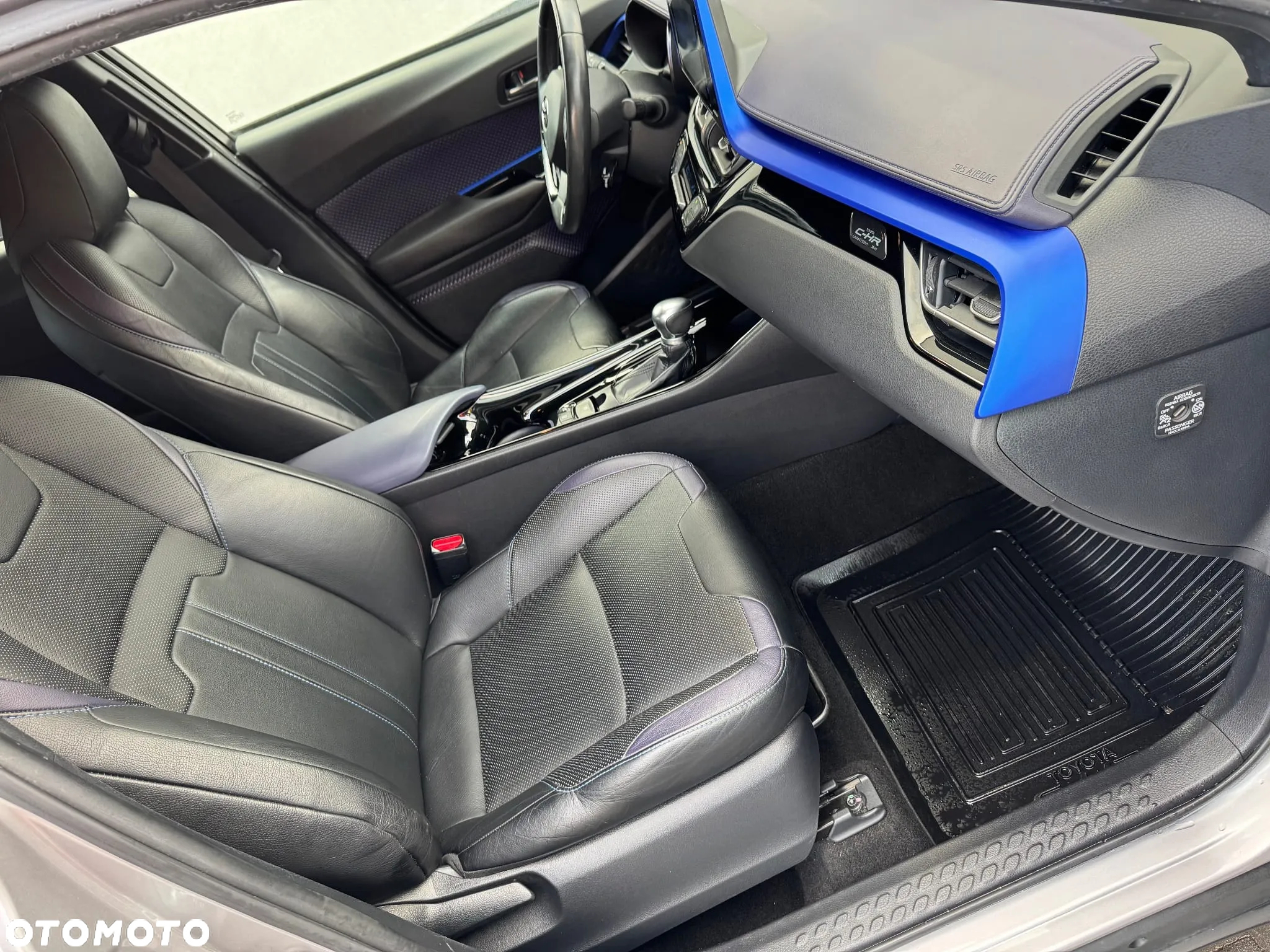 Toyota C-HR 1.8 Hybrid Neon Lime powered by JBL - 5