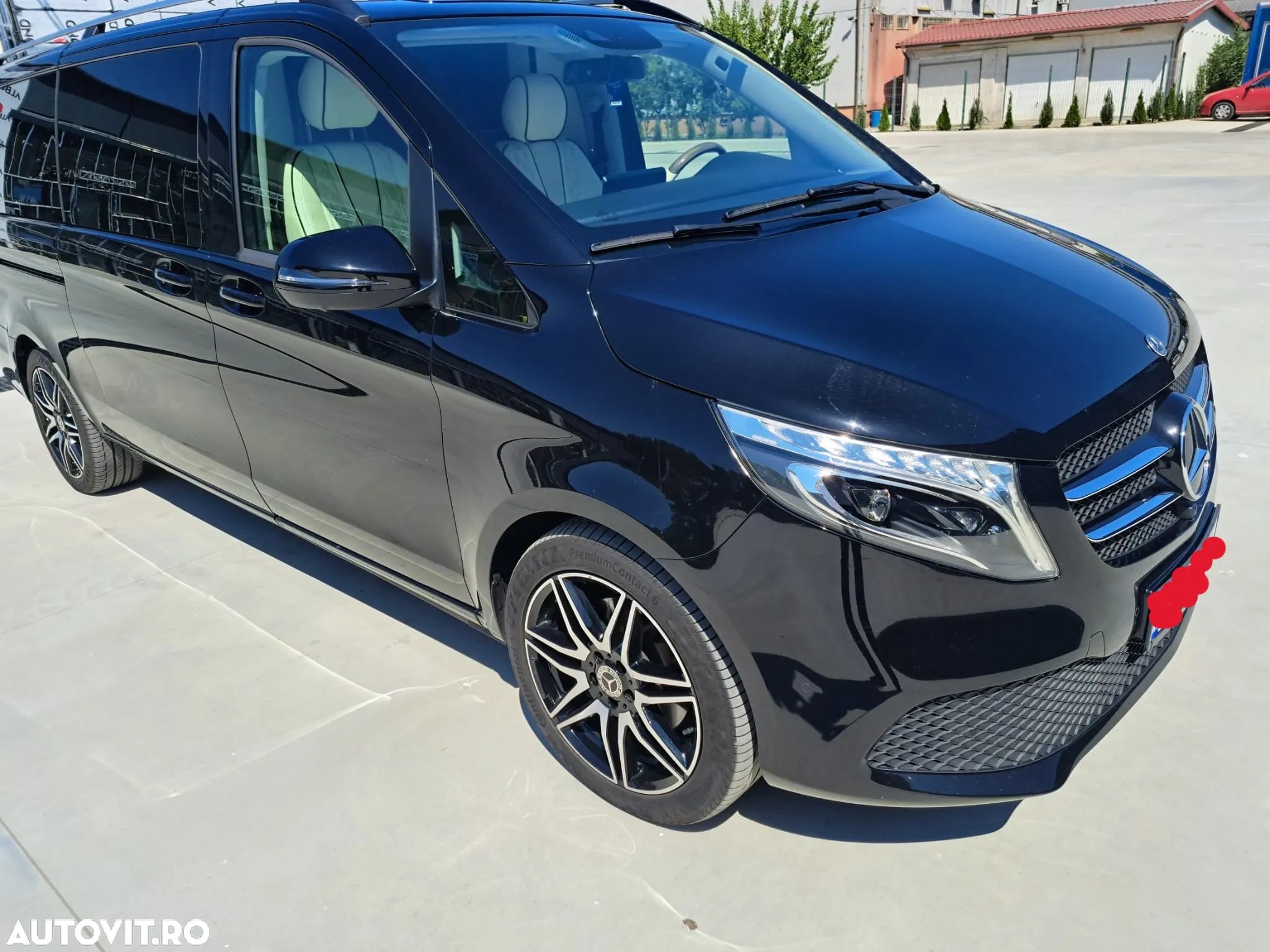 Mercedes-Benz V - 1
