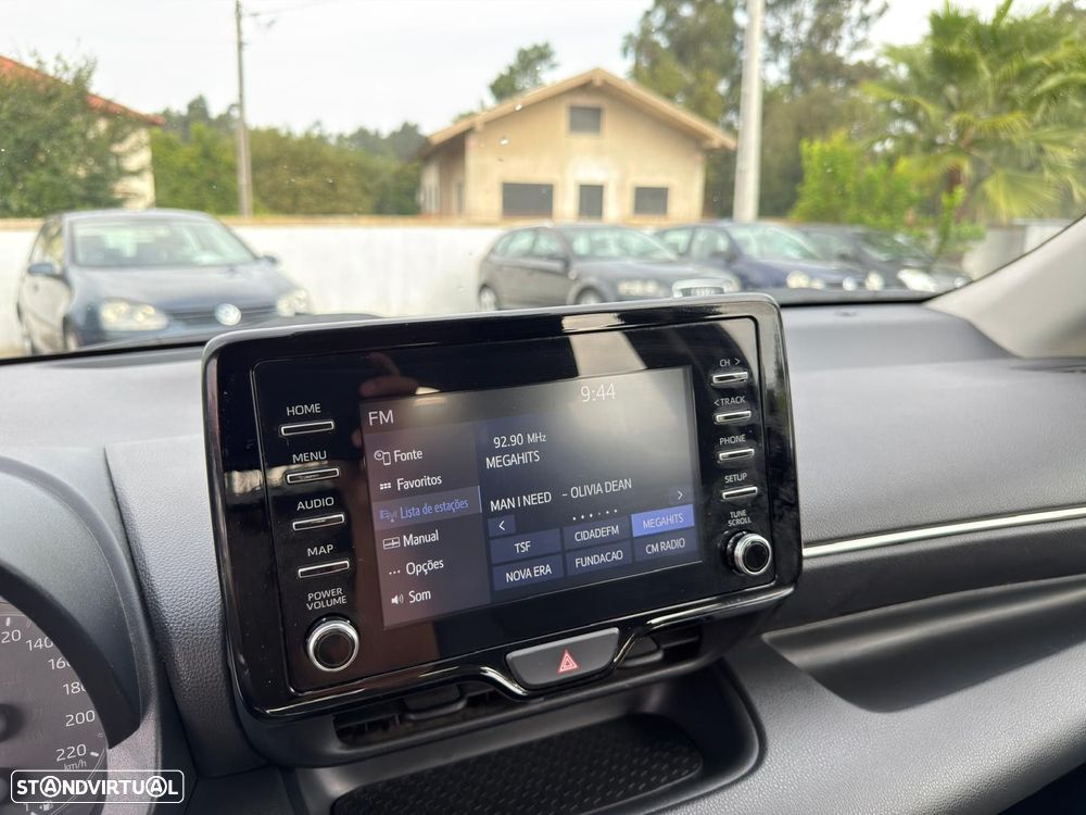 Toyota Yaris 1.5 HDF Comfort Plus - 28