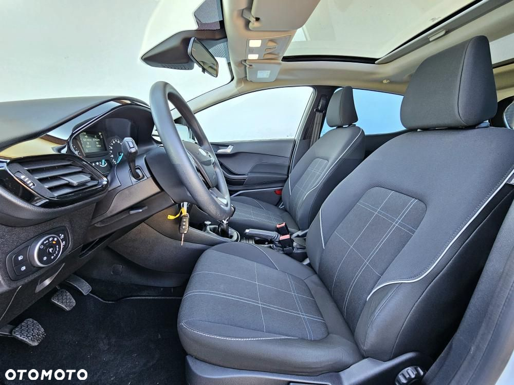 Ford Fiesta - 6