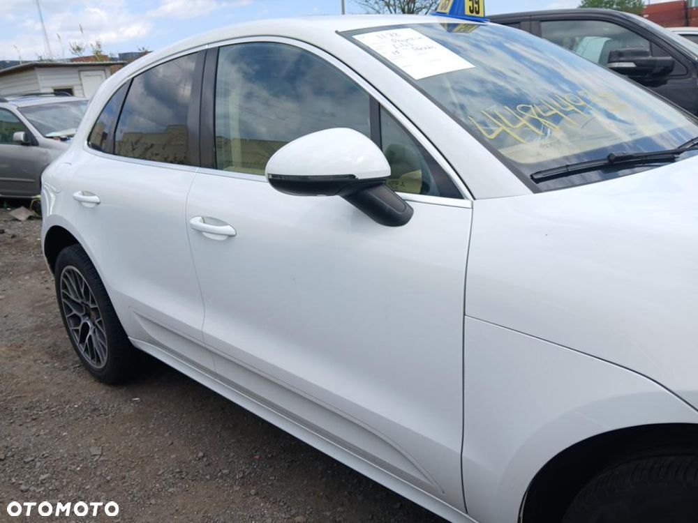 Porsche Macan - 15