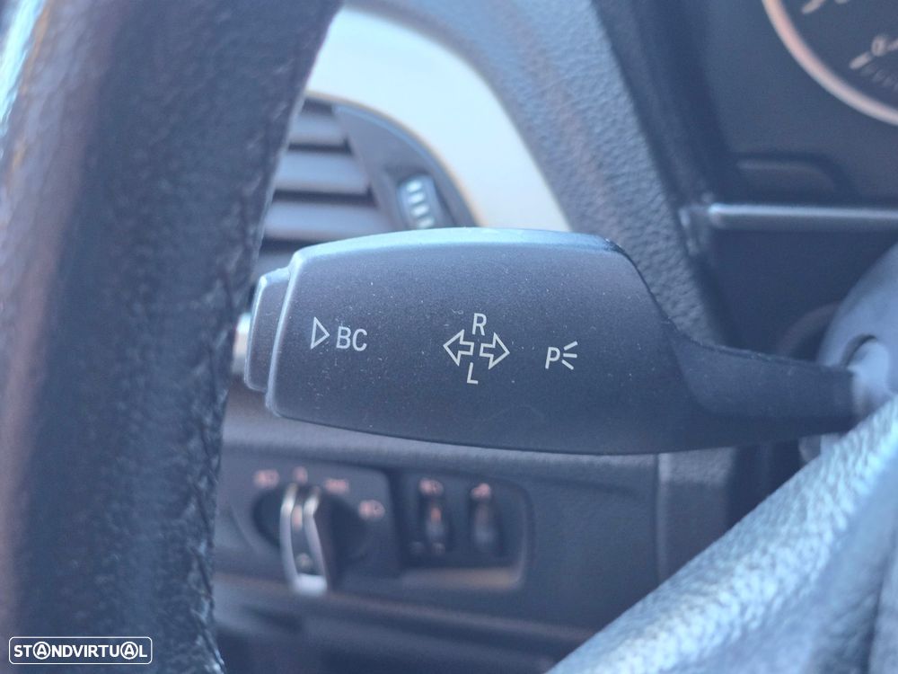 BMW 116 d EfficientDynamics - 4