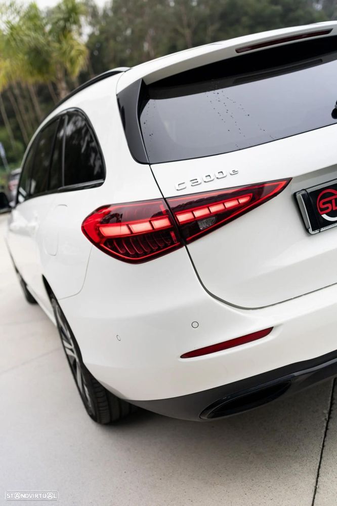 Mercedes-Benz C 300 e Avantgarde - 23