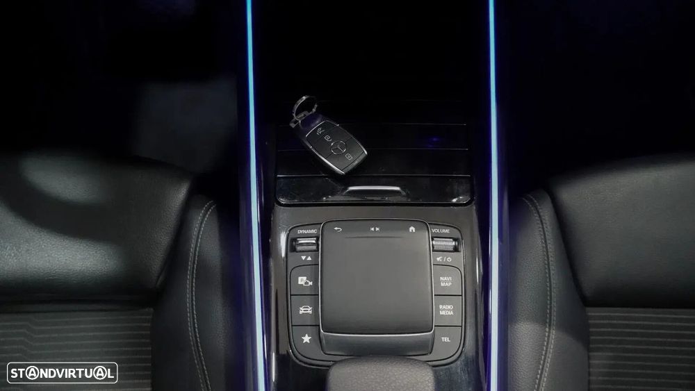 Mercedes-Benz GLA 200 d 8G-DCT Progressive Advanced - 42