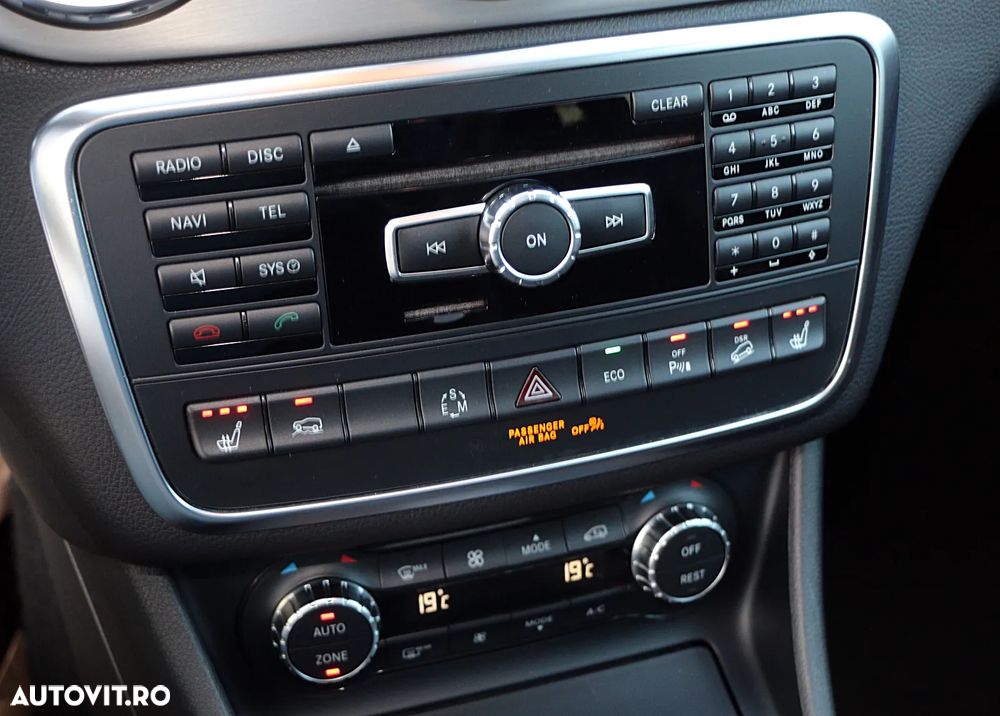 Mercedes-Benz GLA 220 CDI 4MATIC 7G-DCT AMG Line - 25