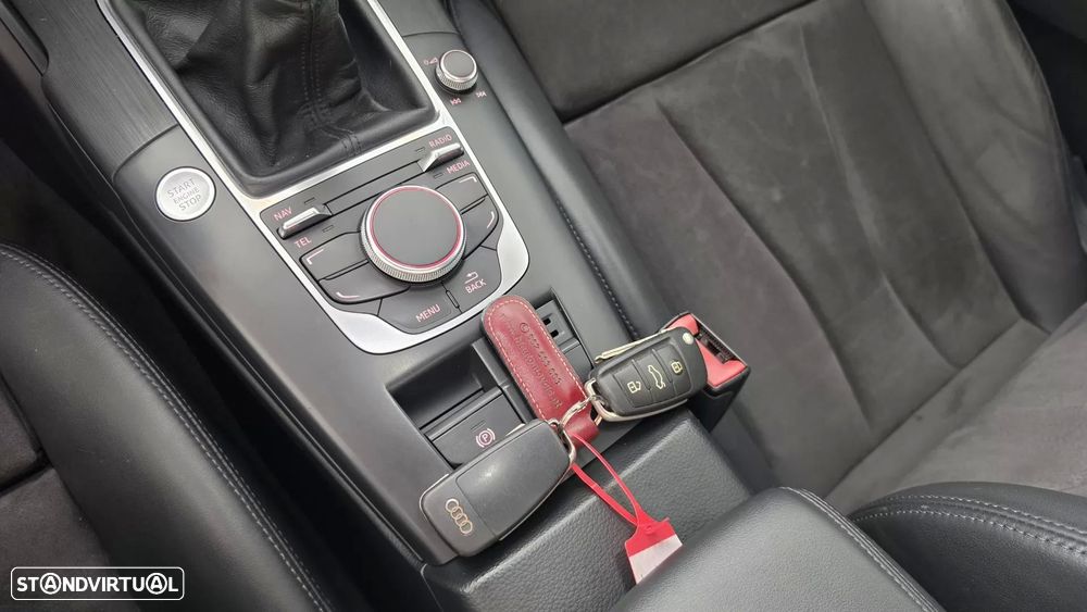 Audi A3 Sportback 1.6 TDI S-line - 45