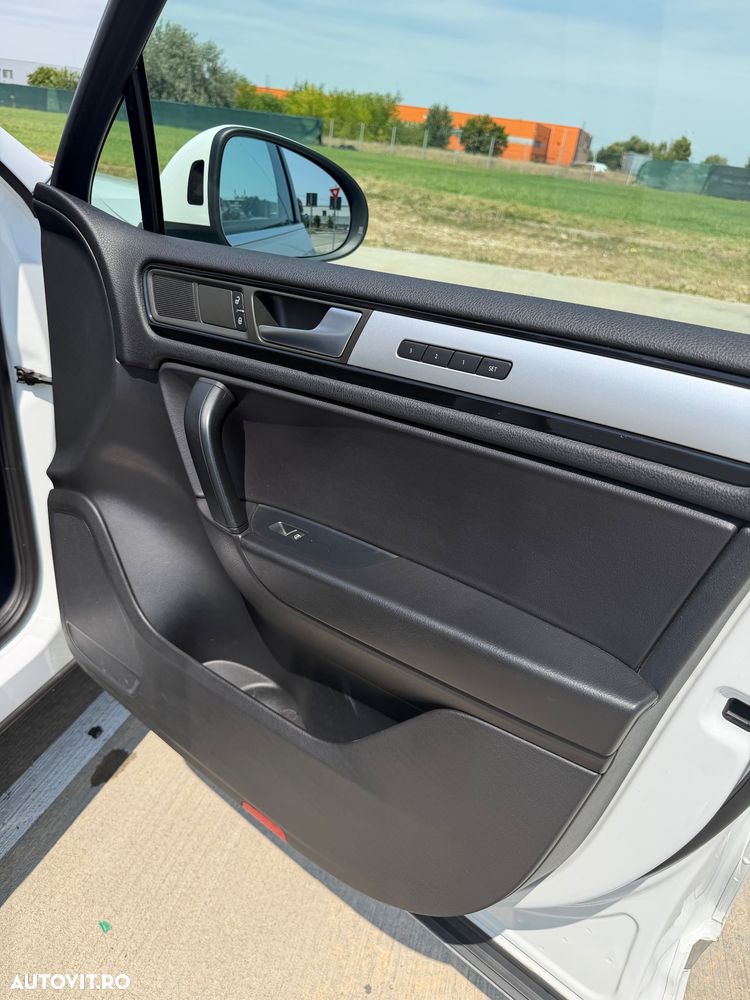 Volkswagen Touareg 3.0 V6 TDI BMT - 17