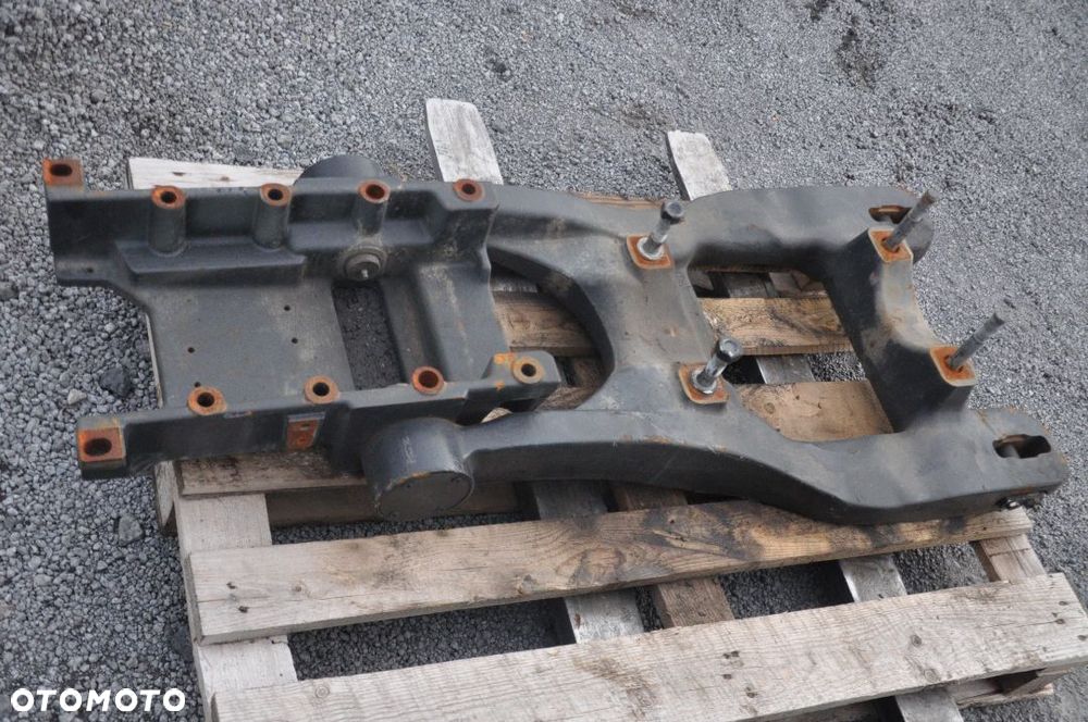 WSPORNIK RAMA DEUTZ FAHR SAME 6175.4C NOWE - 2