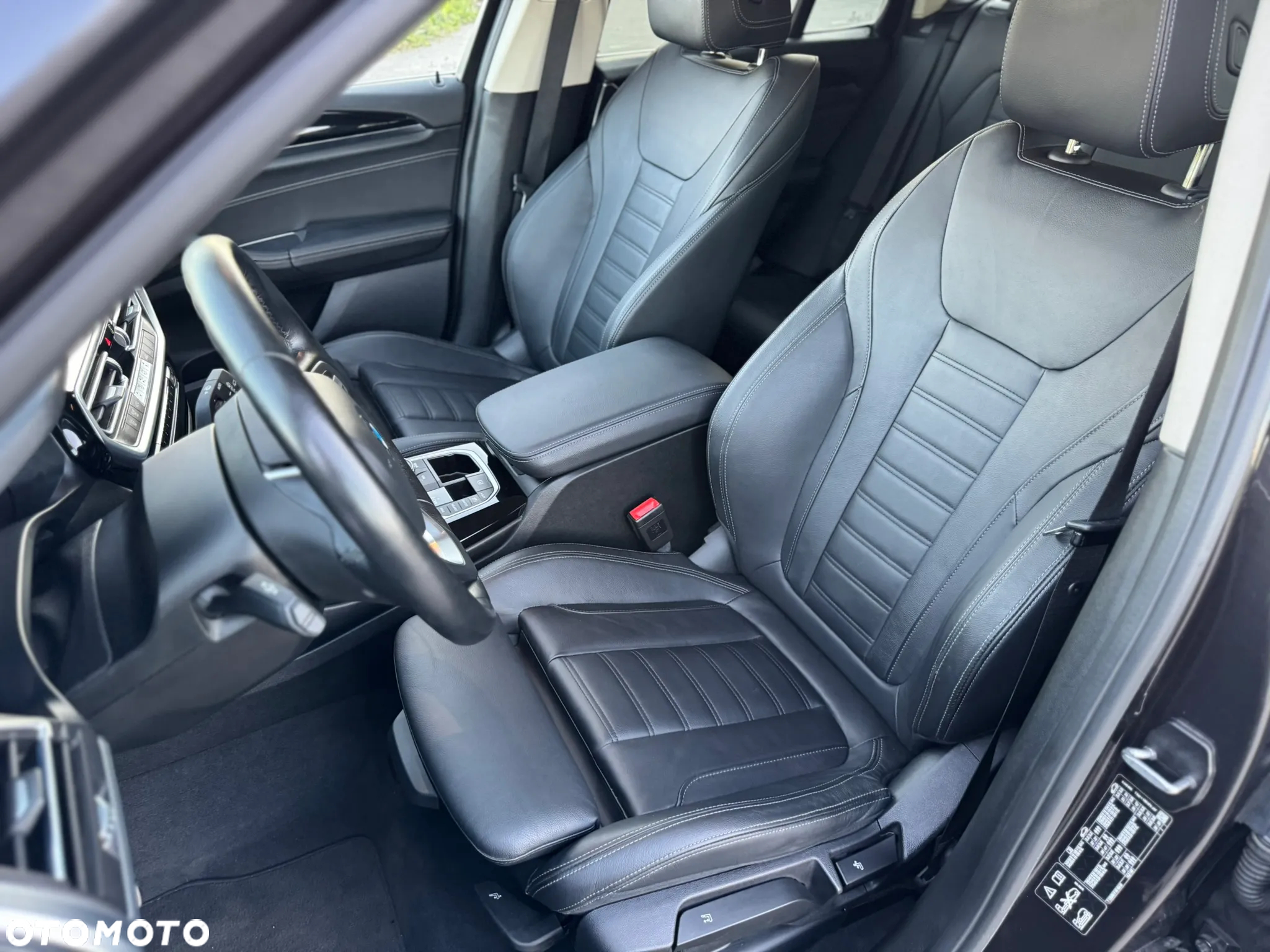 BMW X3 xDrive30d Luxury Line - 7