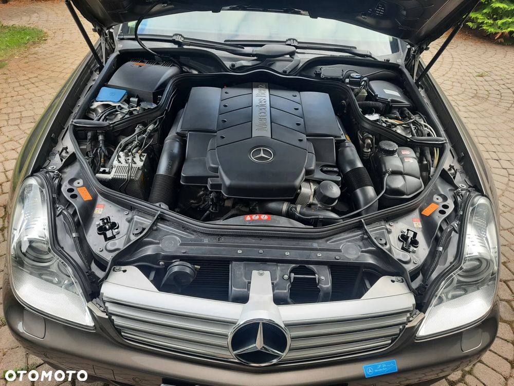 Mercedes-Benz CLS - 32