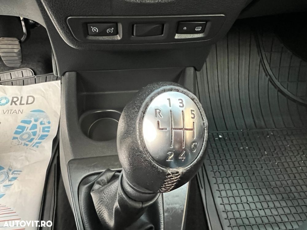 Dacia Lodgy 1.5 Blue dCi Stepway - 35