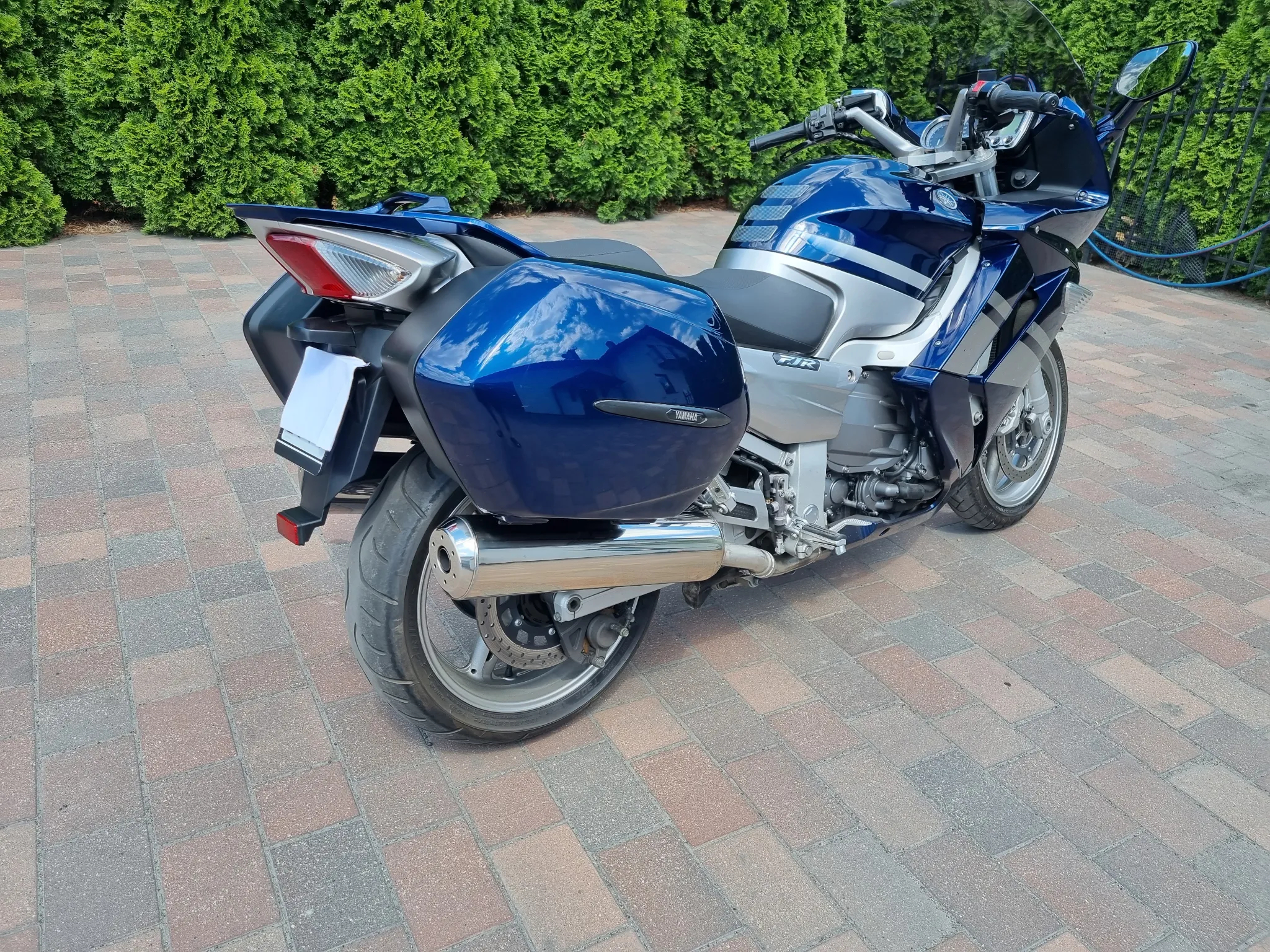 Yamaha FJR - 11