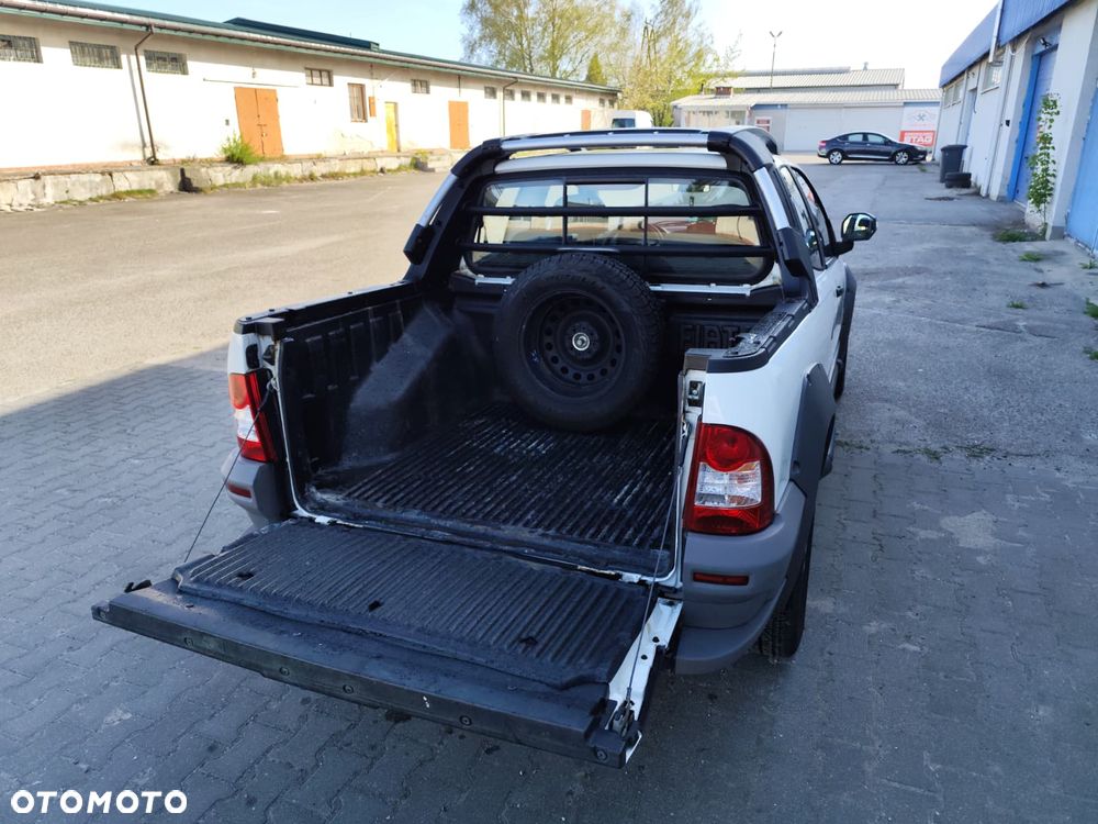 Fiat Strada Adventure - 6