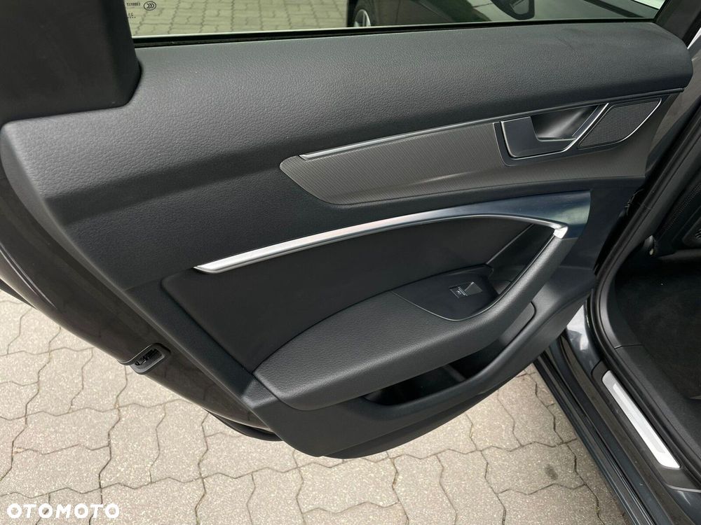 Audi A6 Avant - 11