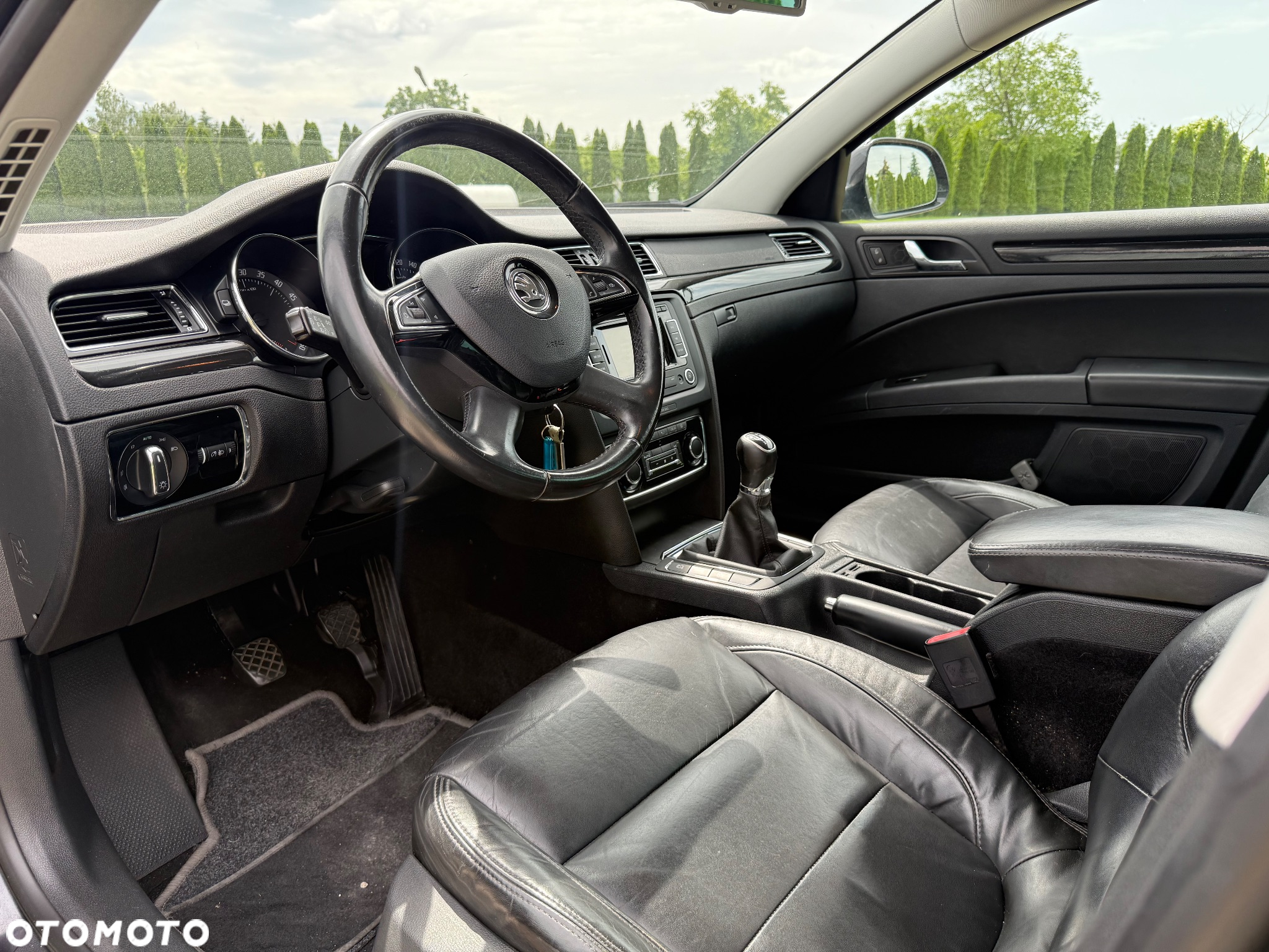 Skoda Superb 1.6 TDI Platinum - 32