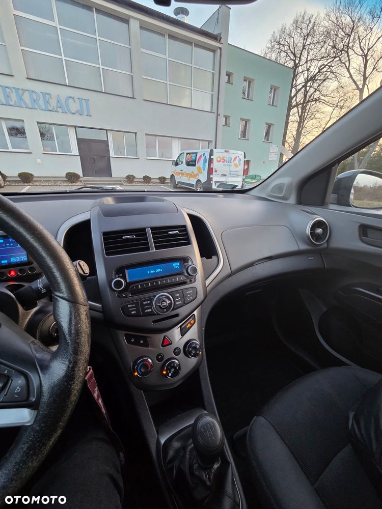 Chevrolet Aveo 1.4 16V LT EU5 - 12